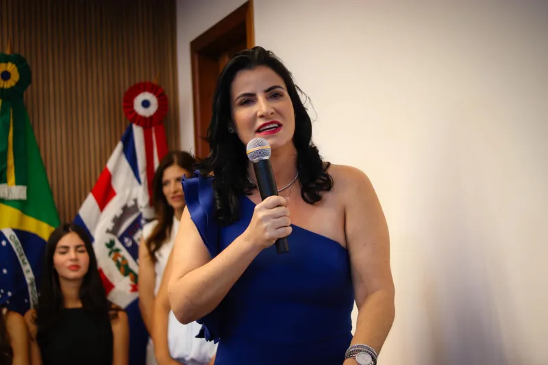 Nova Viçosa: Luciana Machado assume segundo mandato com foco no progresso e parcerias estratégicas