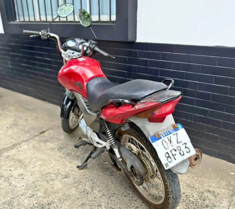    RONDESP/ES apreende veículo com restrição de furto/roubo no bairro Rosa Luxemburgo