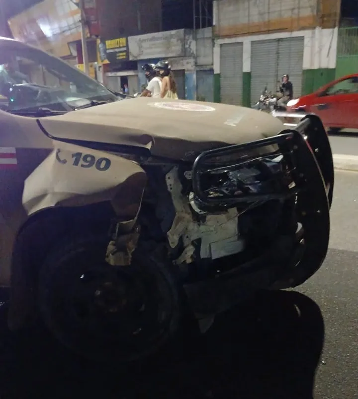 Jovem morre após sofrer acidente de moto em Teixeira de Freitas, um dia após ser pedidoa em casamento