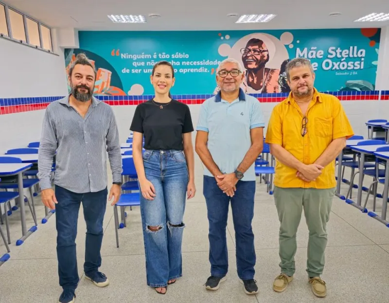 Medeiros Neto agora tem ensino superior gratuito! Equipe da UFSB visita instalações do novo CUNI