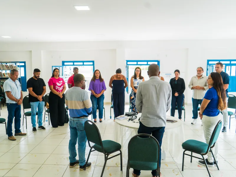 Prefeito de Prado, Gilvan da Silva, reúne secretários para traças metas de governo