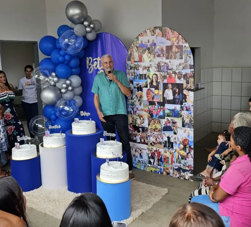 Funcionários Públicos comemoram aniversário de Beto Pinto, Prefeito Reeleito de Medeiros Neto