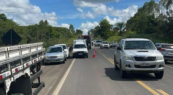 Grave acidente em Nova Viçosa deixa uma vítima fatal e outra gravemente ferida