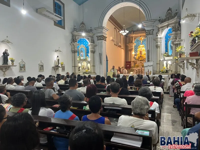 Fé e louvor marcam festa de Nossa Senhora da Purificação com banda Fraternidade de São João Paulo II em Prado