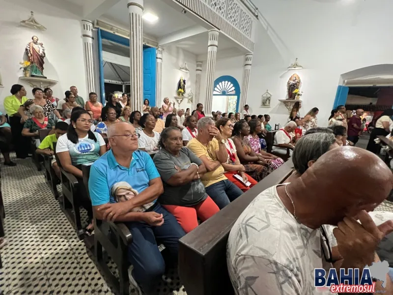 Fé e louvor marcam festa de Nossa Senhora da Purificação com banda Fraternidade de São João Paulo II em Prado