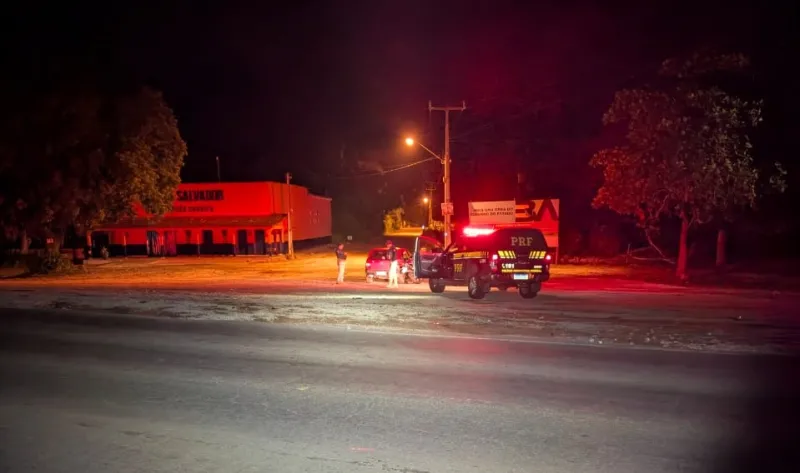 Motociclista fica gravemente ferido em acidente na BR 101 próximo a Casa salvador