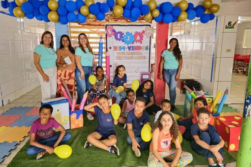 Medeiros Neto: escolas municipais abrem as portas para milhares de estudantes na volta às aulas