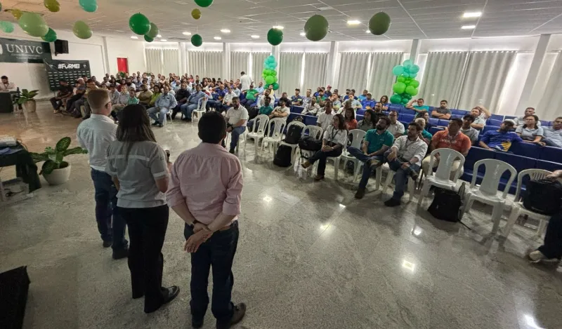 Morador de Itabatã é premiado pela Suzano como melhor motorista carreteiro