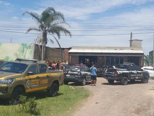 Menina de 9 anos sequestrada  e abusada é resgatada em alçapão, suspeito é linchado pela população