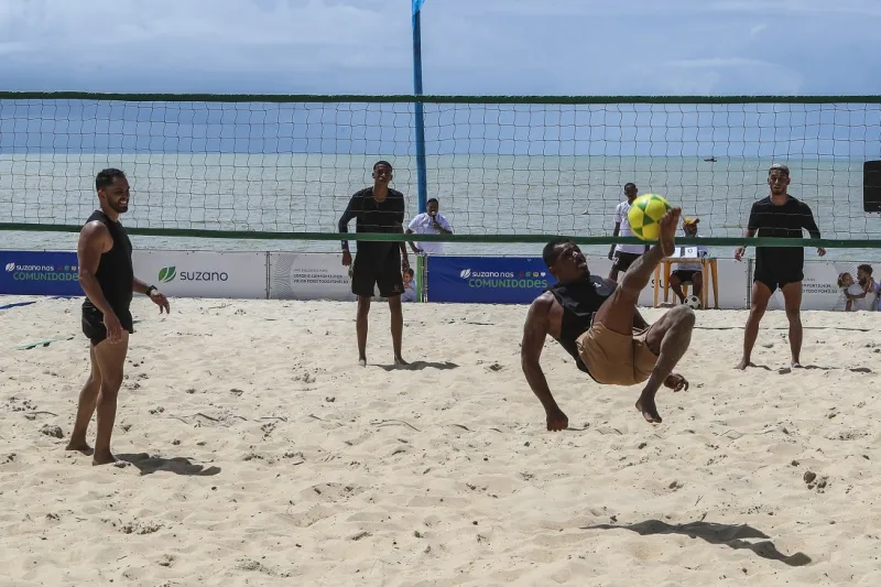 Arena Suzano nas Comunidades é sucesso com esportes de verão e atrações culturais em Caravelas