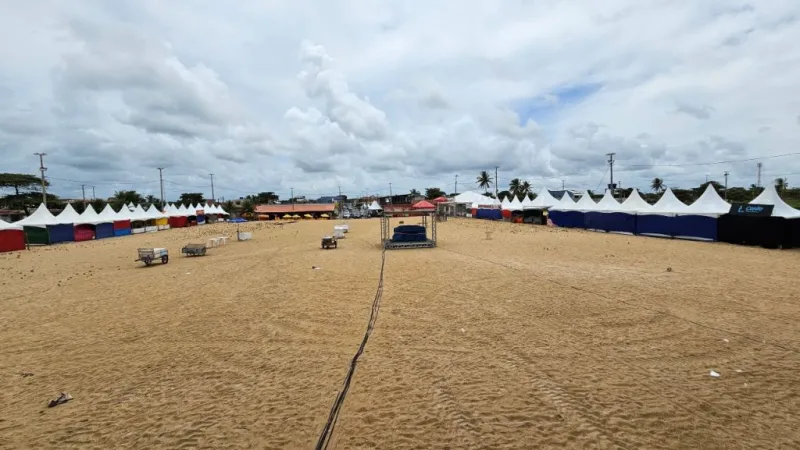 Grandes atrações, praias cheias e segurança reforçada marcam início do Carnaval 2025 em Mucuri