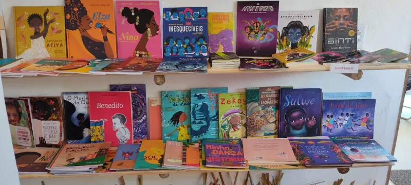 Cumuruxatiba inaugura Biblioteca Comunitária com grande acervo afro-indígena