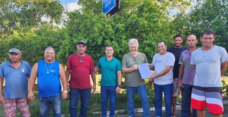 Instalada a Pedra Fundamental da Fábrica de Gelo em Mucuri