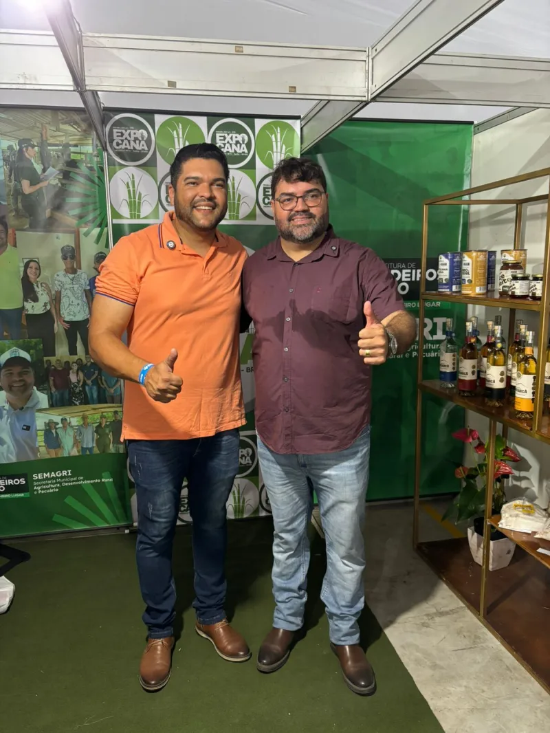Secretaria de Agricultura de Medeiros Neto marca presença no Abre Safra 2025 da Bahia Coffe