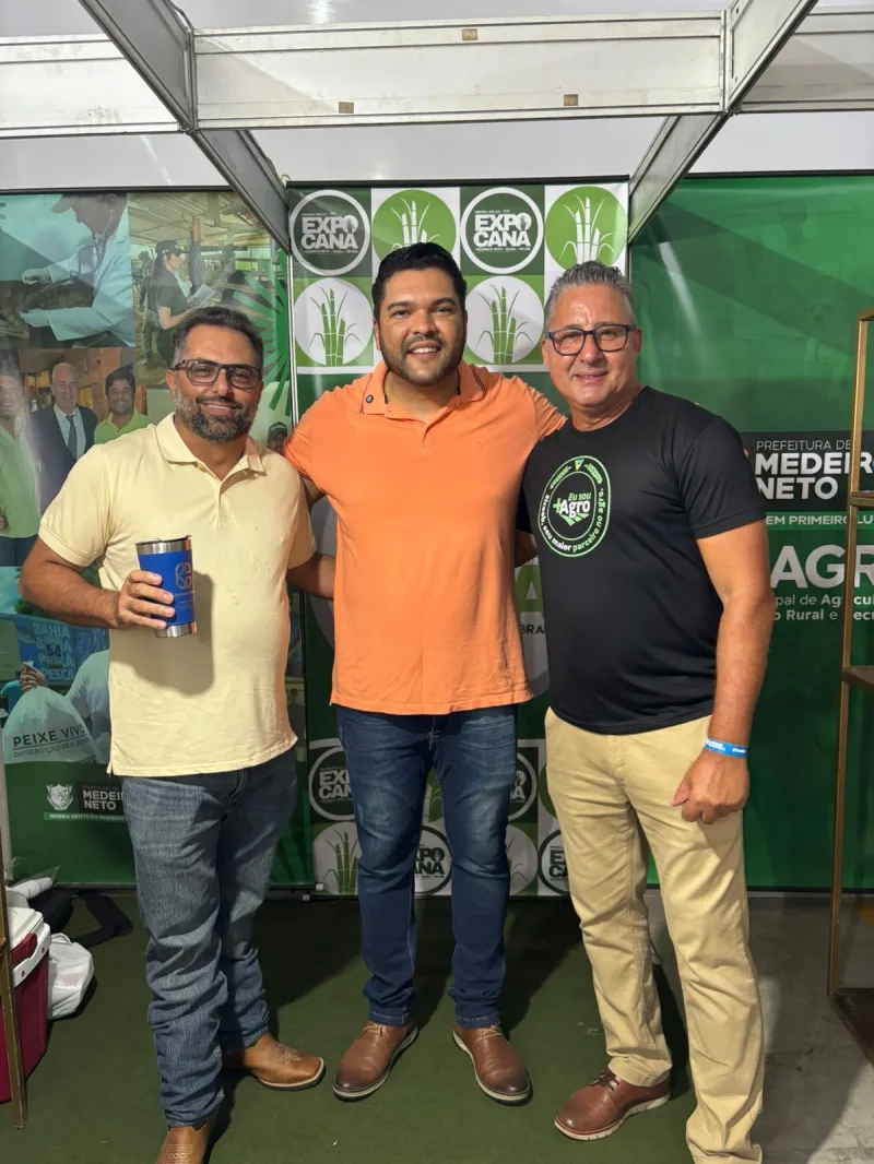 Secretaria de Agricultura de Medeiros Neto marca presença no Abre Safra 2025 da Bahia Coffe