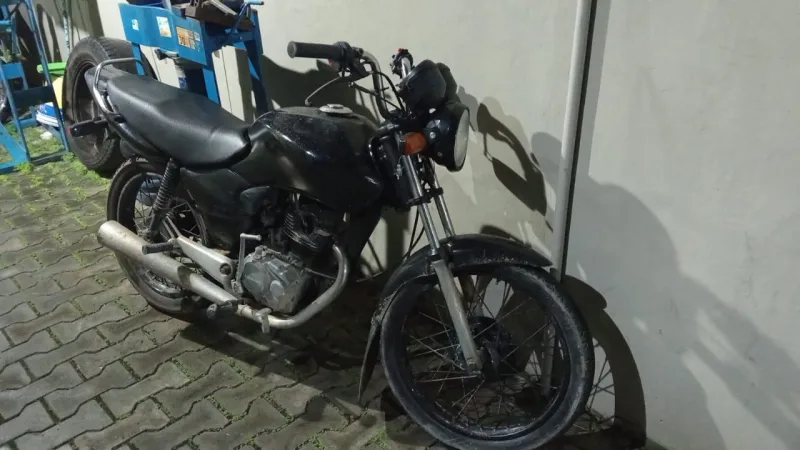 Polícia Civil apreende drogas, arma depressão e recupera Moto roubada em Eunápolis