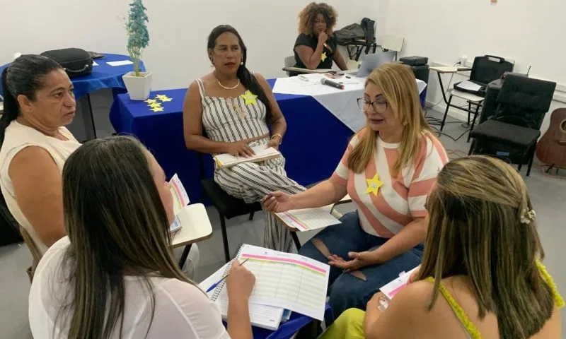 Prefeitura de Mucuri investe na capacitação de diretores para fortalecer ensino até 2028