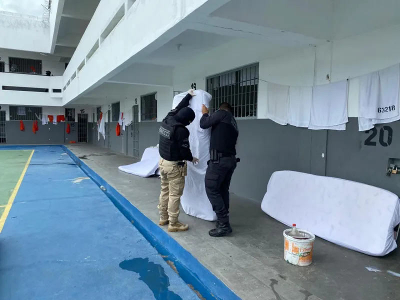 Presídio de Eunápolis passa por revista geral cinco meses após fuga em massa