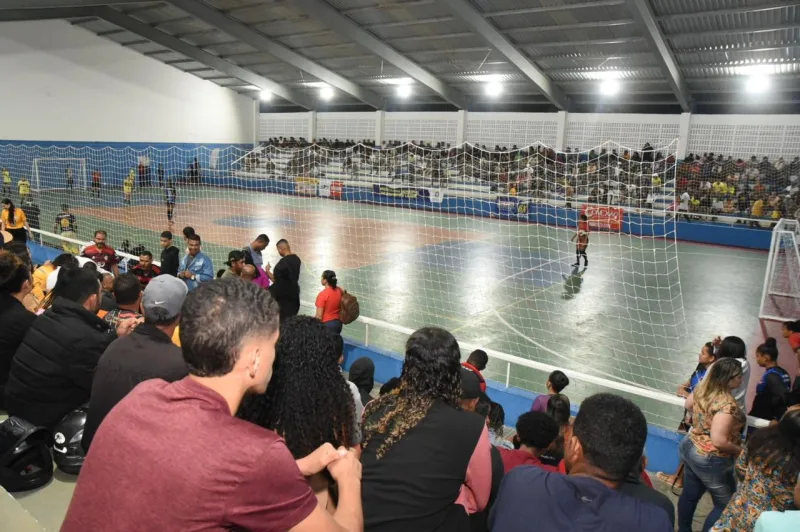 Torneio do Trabalhador e Corrida Solidária marcam o Dia do Trabalhador em Teixeira
