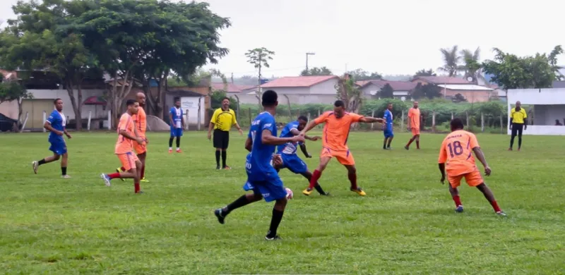 Oito equipes avançam para a  final do tradicional Torneio de Futebol do Trabalhador em São José de Alcobaça