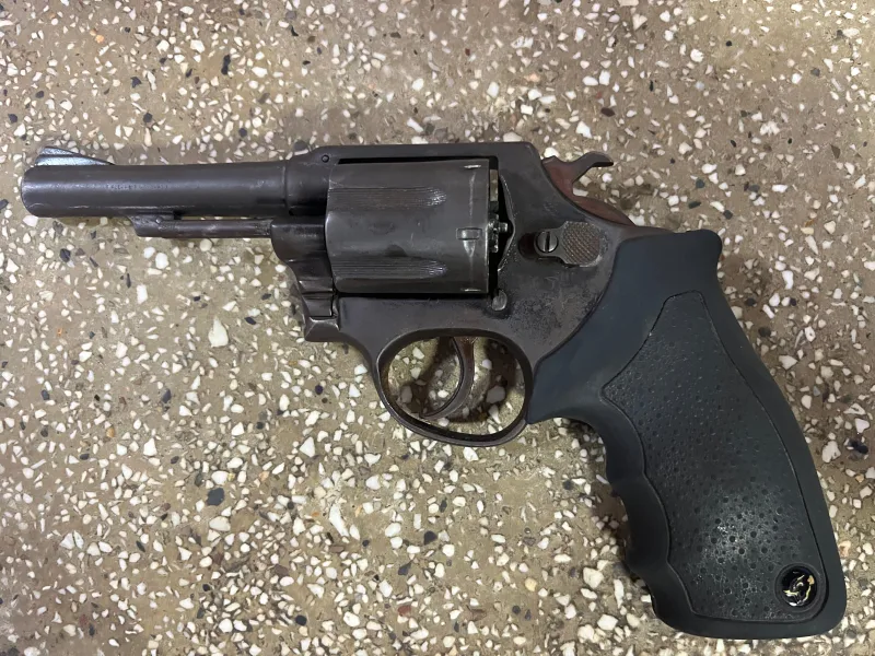 Foragido do Espírito Santo morre em confronto com a RONDESP/ES  em Teixeira de Freitas. Arma e droga foram apreendidas