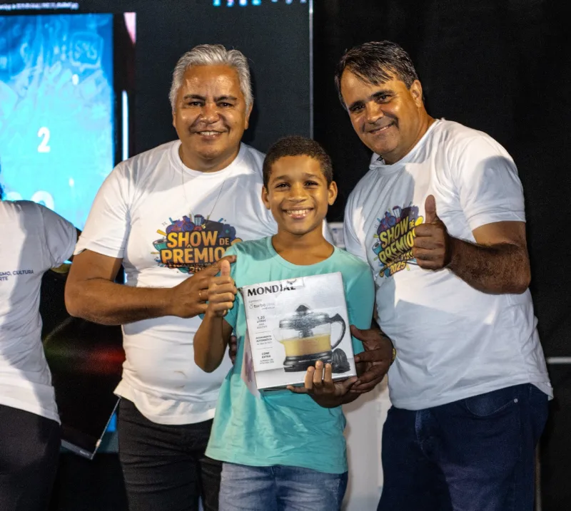 Caxangá levanta a taça do Torneio do Trabalhador 2025 em São José de Alcobaça