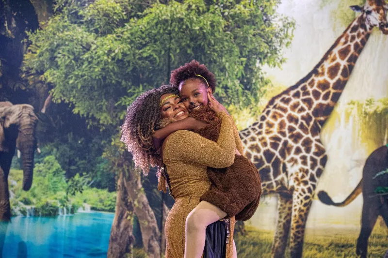 Espetáculo “O Rei Leão – O Musical” emociona público e celebra talentos da Casa da Cultura em Teixeira de Freitas