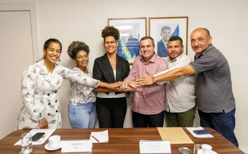 Prefeito Tonzinho se reúne com Secretaria de Ação Social para discutir avanços na assistência em Lajedão