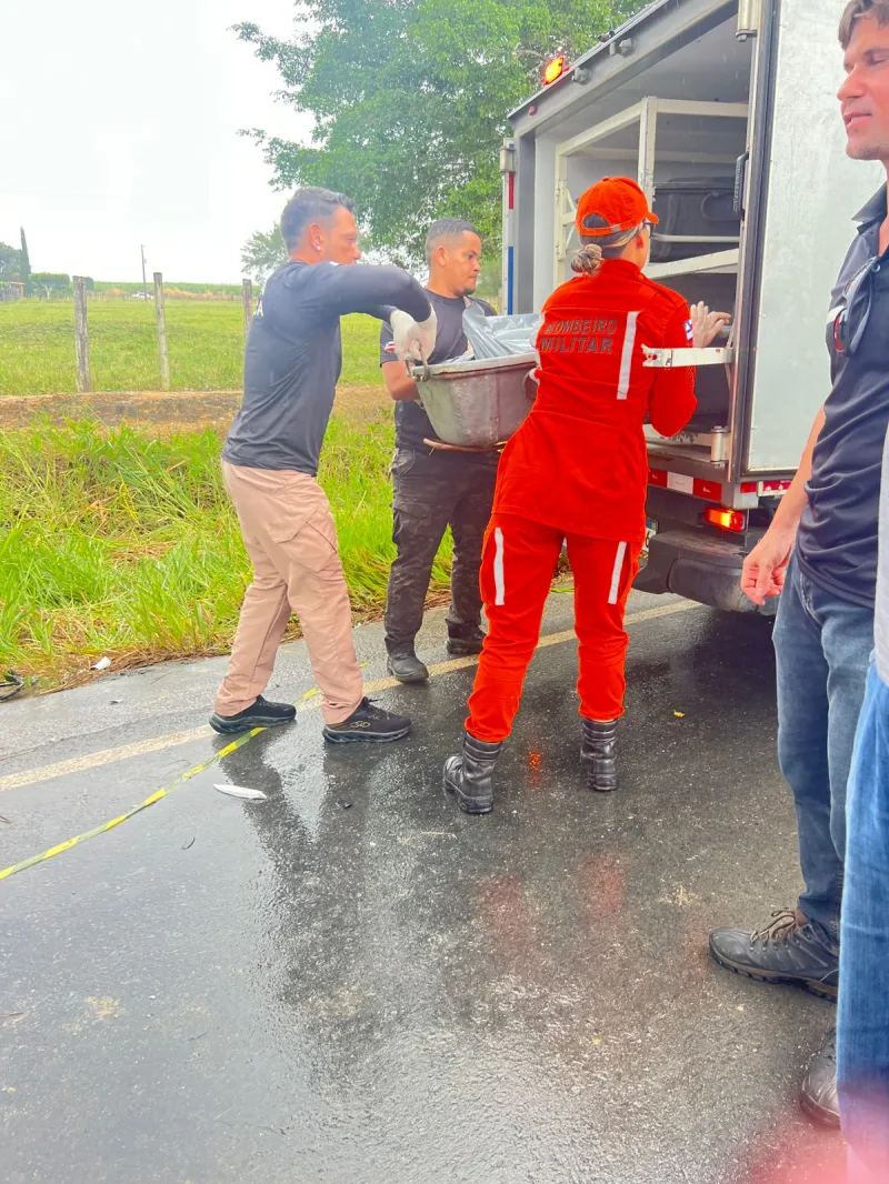 Grave acidente na BA-290 deixa três mortos e três feridos em colisão frontal em Teixeira de Freitas