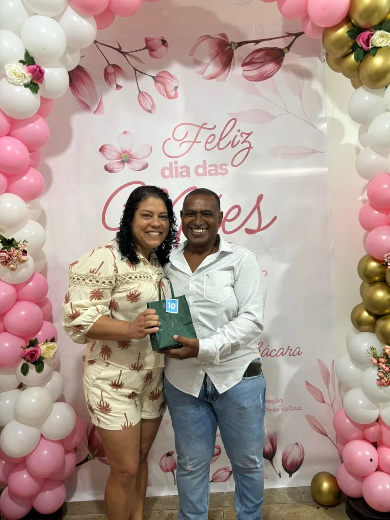 Ibirapuã - Diretor promove evento em comemoração ao Dia das Mães no Hospital Isaura Chácara