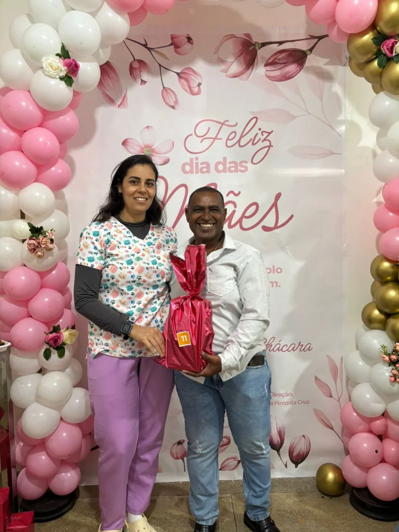 Ibirapuã - Diretor promove evento em comemoração ao Dia das Mães no Hospital Isaura Chácara