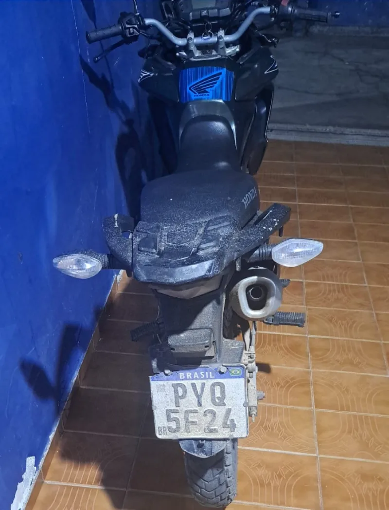 PM recupera motocicleta furtada e prende suspeito em Posto da Mata