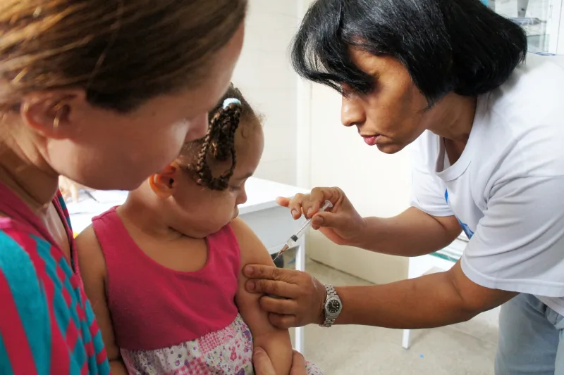 Vacina contra gripe continua disponível nos postos de saúde