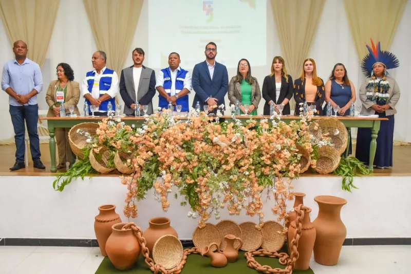 Teixeira de Freitas sedia etapa macrorregional da 5ª Conferência Estadual de Saúde da Trabalhadora e do Trabalhador