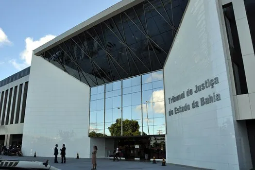Suspeita de fraude com assinatura de morto em cartório de Medeiros Neto é investigada pelo TJ-BA