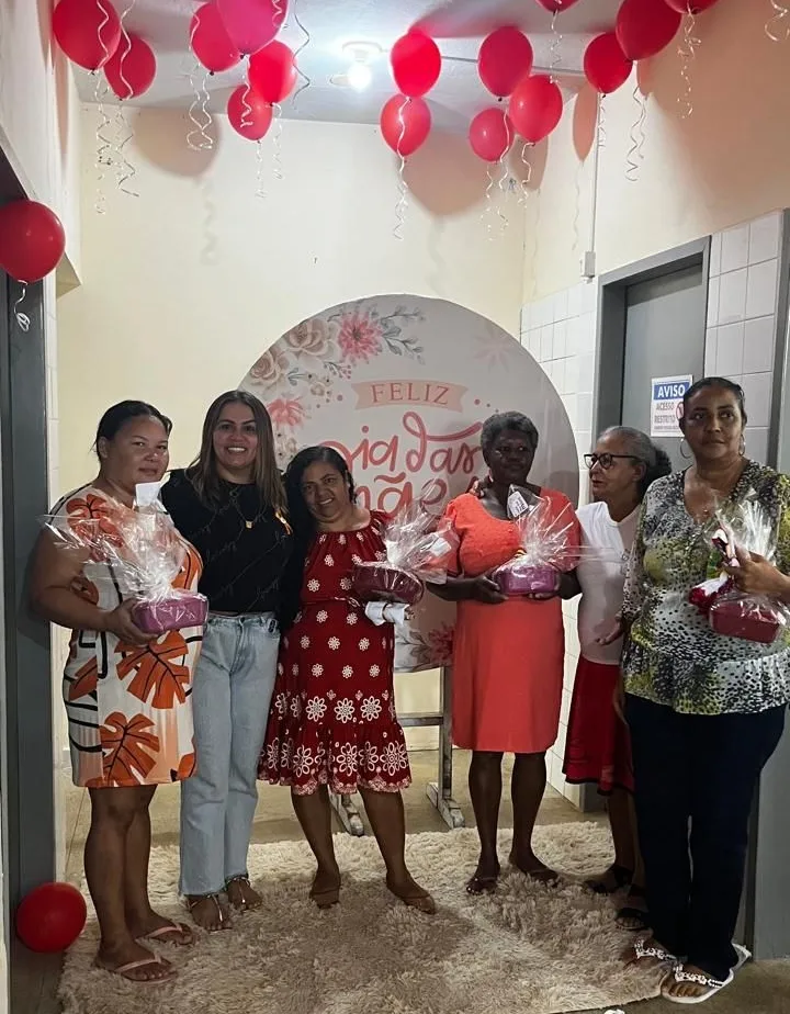 Prefeitura de Medeiros Neto homenageia mães acompanhadas pelo CAPS