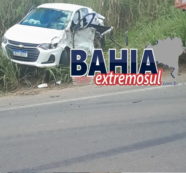 Manicure de Itabatã morre em acidente na BR 101, próximo a Casa Salvador no município de Nova Viçosa