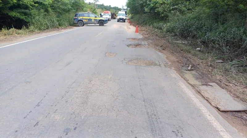 Manicure de Itabatã morre em acidente na BR 101, próximo a Casa Salvador no município de Nova Viçosa