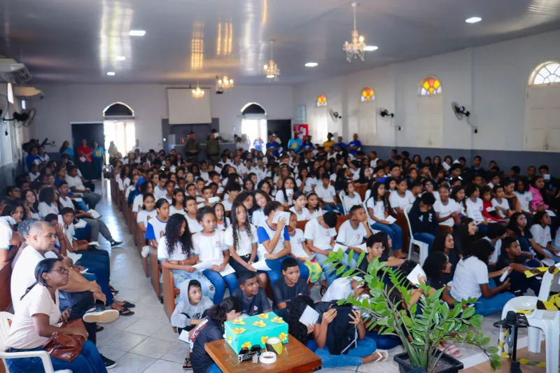 Nova Viçosa promove campanha contra abuso infantil durante o Maio Laranja em escolas do município