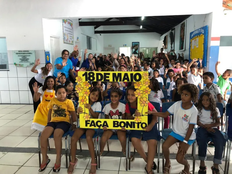 Nova Viçosa promove campanha contra abuso infantil durante o Maio Laranja em escolas do município