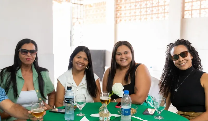 Profissionais de enfermagem são homenageados pela Prefeitura de Ibirapuã