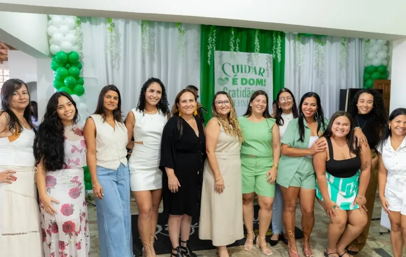 Profissionais de enfermagem são homenageados pela Prefeitura de Ibirapuã