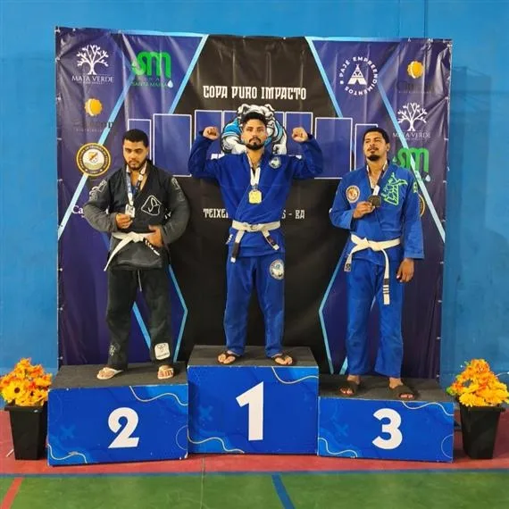 Apoio ao esporte gera resultados: Ibirapuã conquista ouro e prata no Jiu-Jítsu