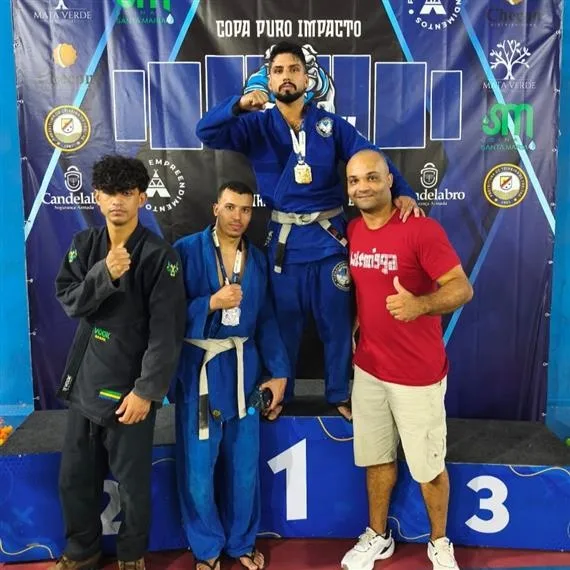 Apoio ao esporte gera resultados: Ibirapuã conquista ouro e prata no Jiu-Jítsu