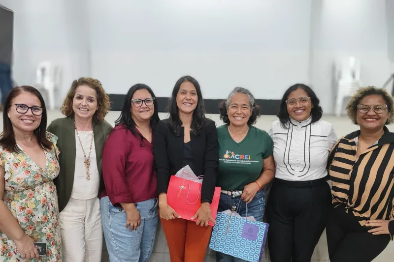 Prefeitura de Teixeira de Freitas investe em formação para a inclusão de estudantes com TEA