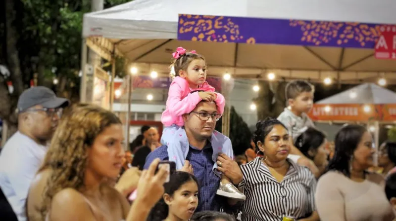 Com sucesso de público, Mucuri celebrou a potencialidade local no festival “A Feira”
