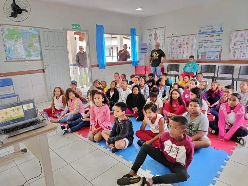 Maio Laranja: CRAS de Mucuri promove palestras em escolas para combater o abuso e exploração sexual infantil