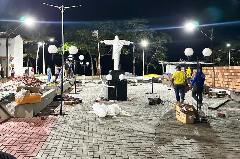 Prefeito Gilvan Produções convida população para a inauguração da nova Praça da Matriz de Cumuruxatiba