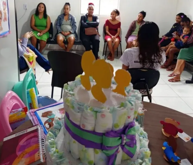 Cuidado e acolhimento: Gestantes recebem kits maternidade em ação da Assistência Social de Ibirapuã