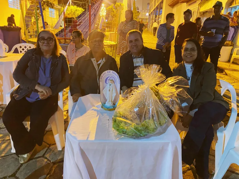 Prefeito Tonzinho participa das comemorações da padroeira Nossa Senhora das Graças em Lajedão